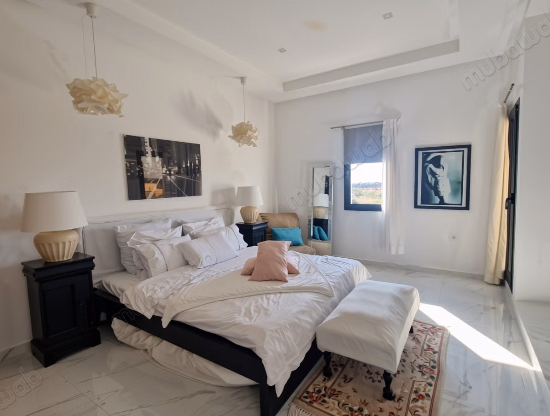 Sublime Villa avec piscine et magnifique jardin avec VNA