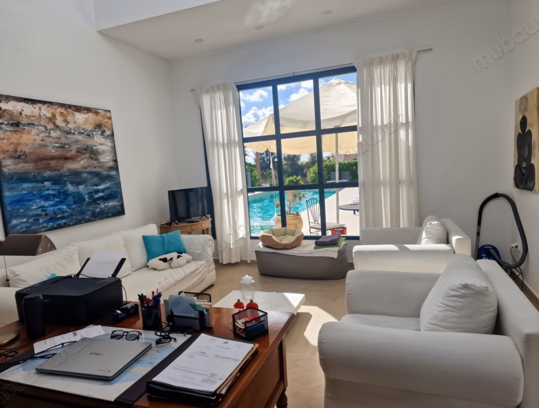 Sublime Villa avec piscine et magnifique jardin avec VNA
