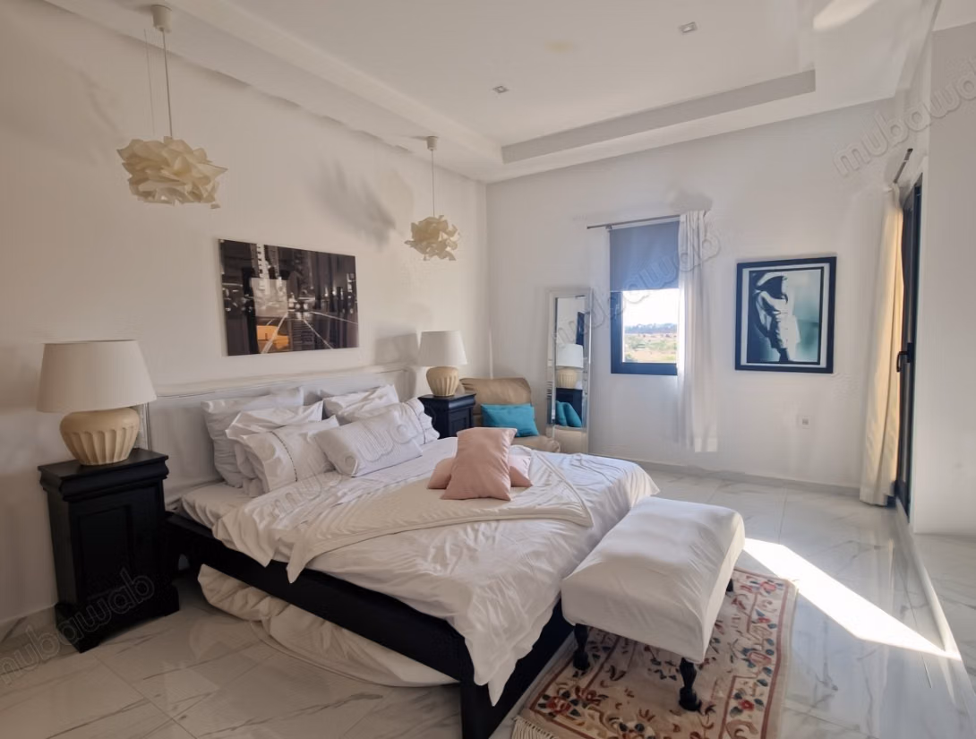 Sublime Villa avec piscine et magnifique jardin avec VNA