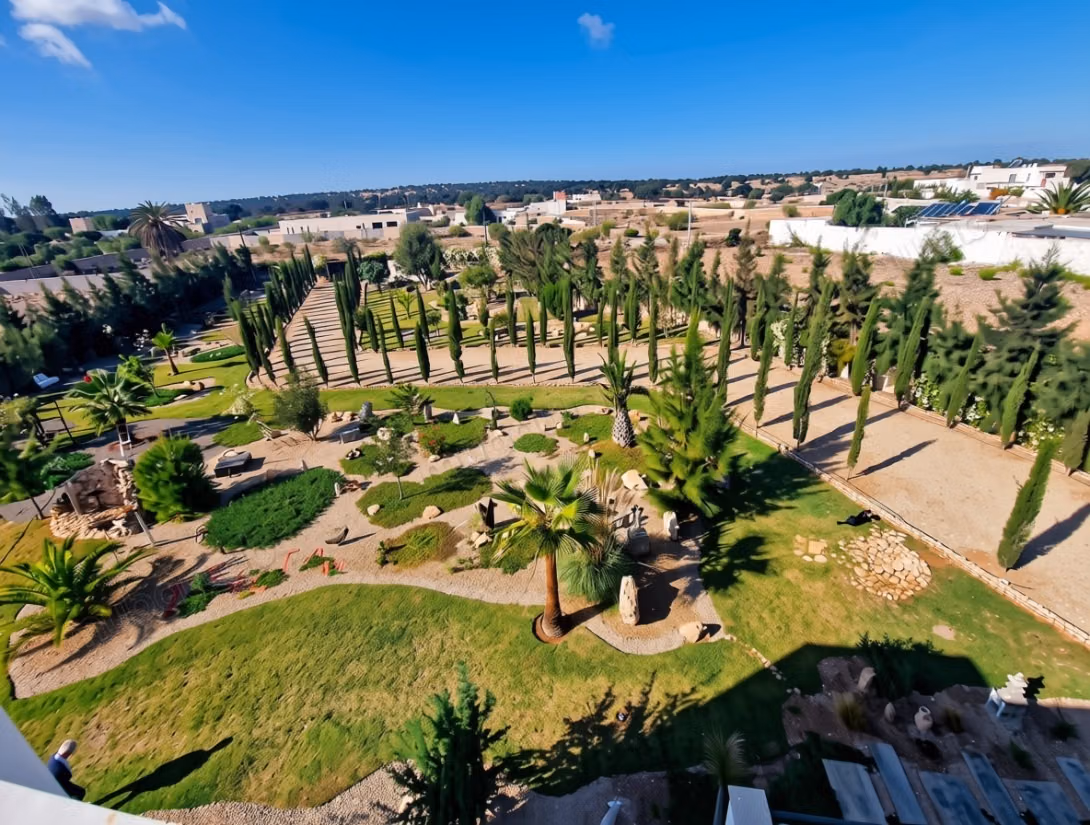 Sublime Villa avec piscine et magnifique jardin avec VNA