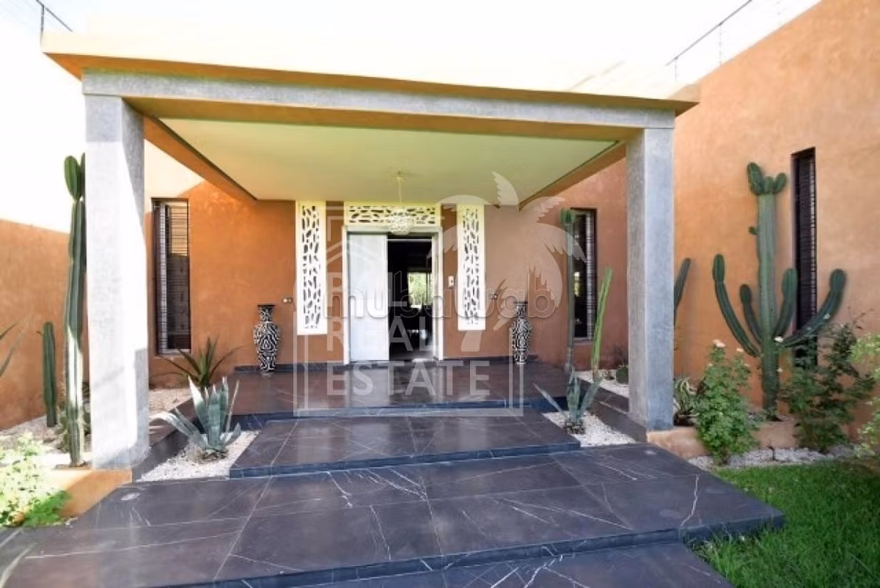 Esplendida villa en venta en Route de Ouarzazate. 6 habitaciones. 