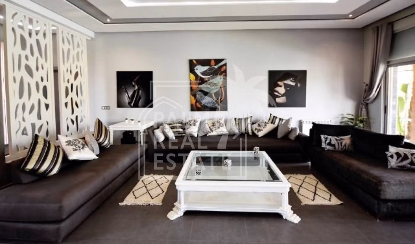 Esplendida villa en venta en Route de Ouarzazate. 6 habitaciones. 