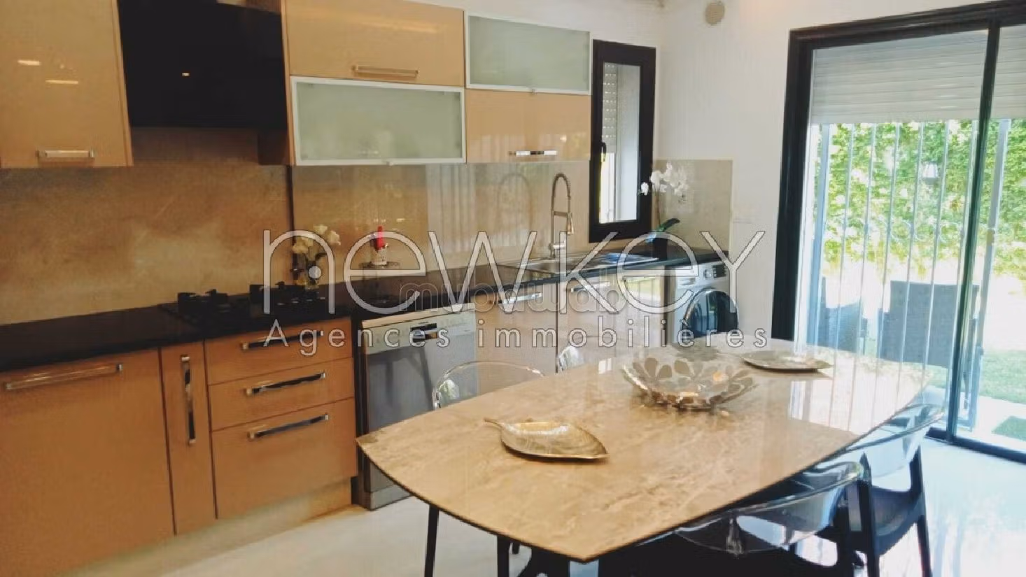 Magnifique villa meublée