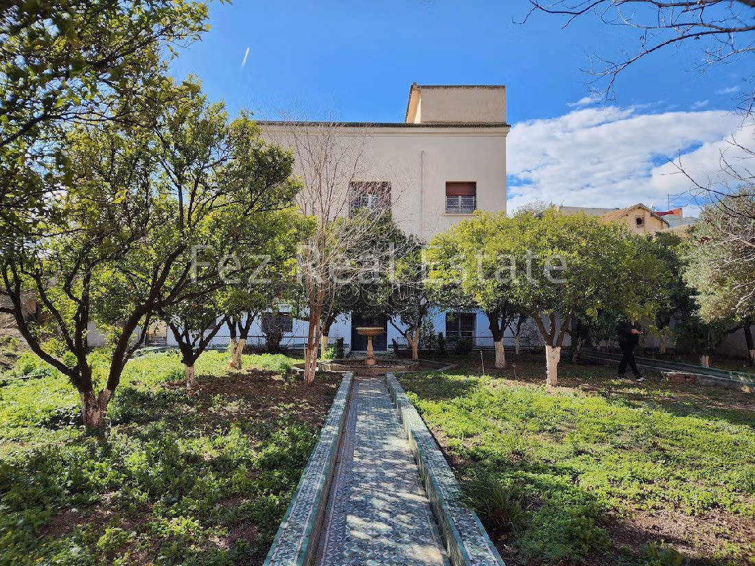 A vendre Villa historique dans la médina de Fès