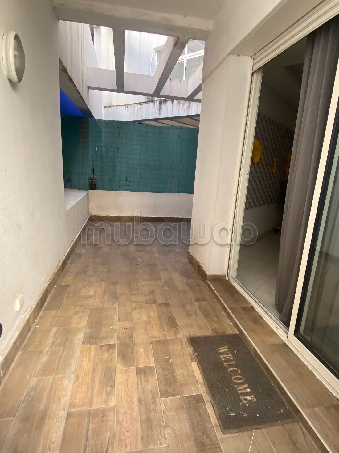 Bonito piso en venta en Bourgogne Est. 1 dormitorio. Jardín y ascensor.