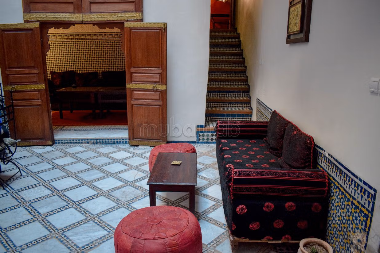 Riads te koop in Talaa. Totale oppervlakte 140 m². Volledig uitgeruste keuken. 