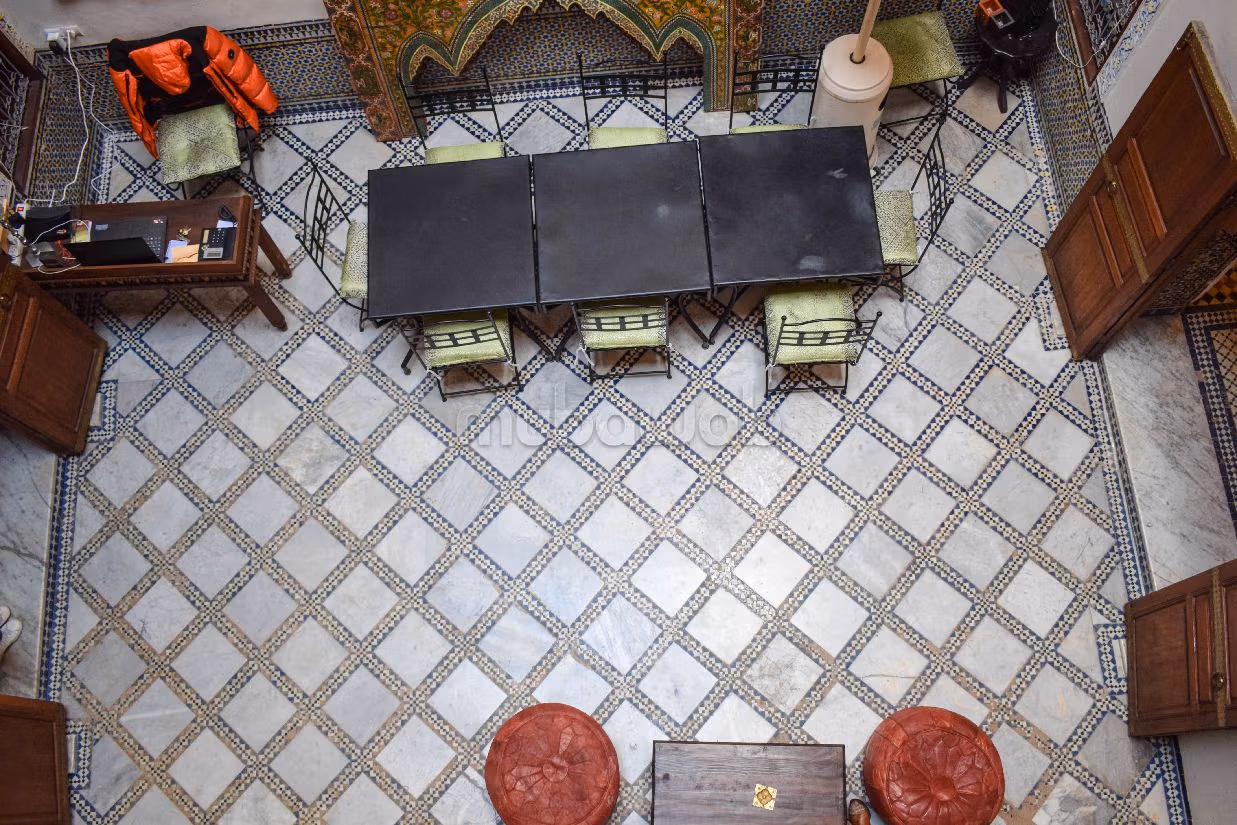 Riads te koop in Talaa. Totale oppervlakte 140 m². Volledig uitgeruste keuken. 