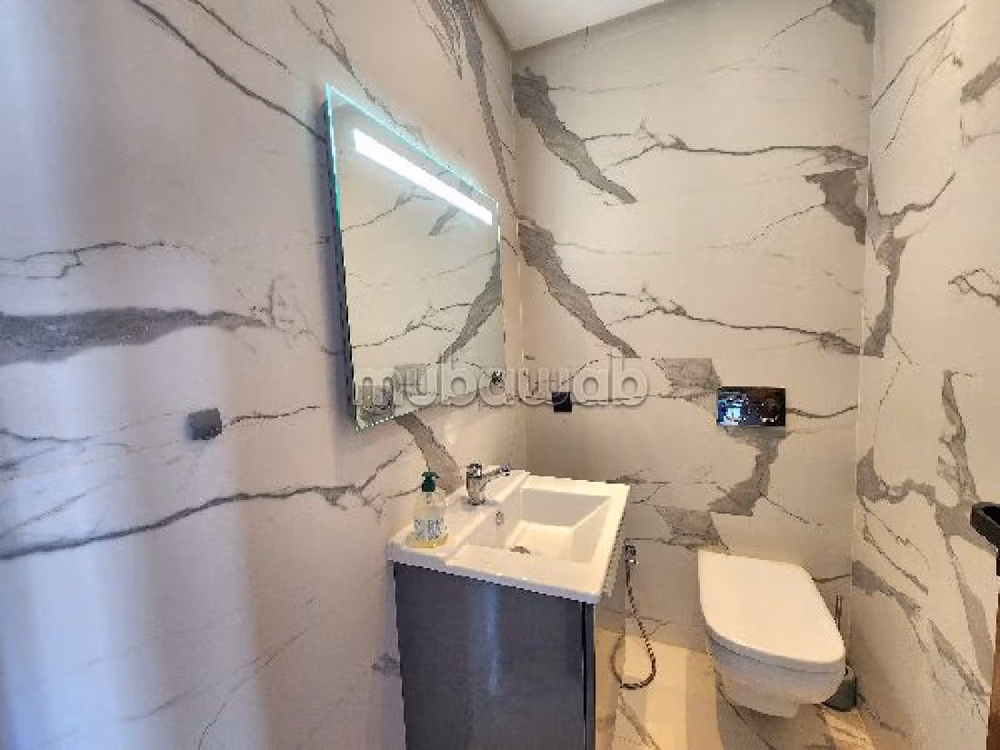 Bonito piso en alquiler en Casablanca Finance City. 2 bonitas habitaciones. Bien decorado.