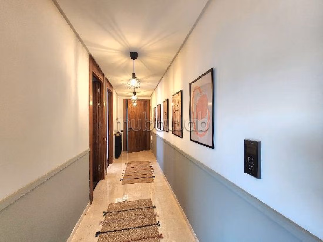 Bonito piso en alquiler en Casablanca Finance City. 2 bonitas habitaciones. Bien decorado.