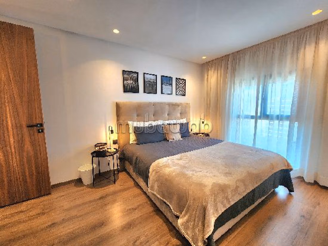 Bonito piso en alquiler en Casablanca Finance City. 2 bonitas habitaciones. Bien decorado.