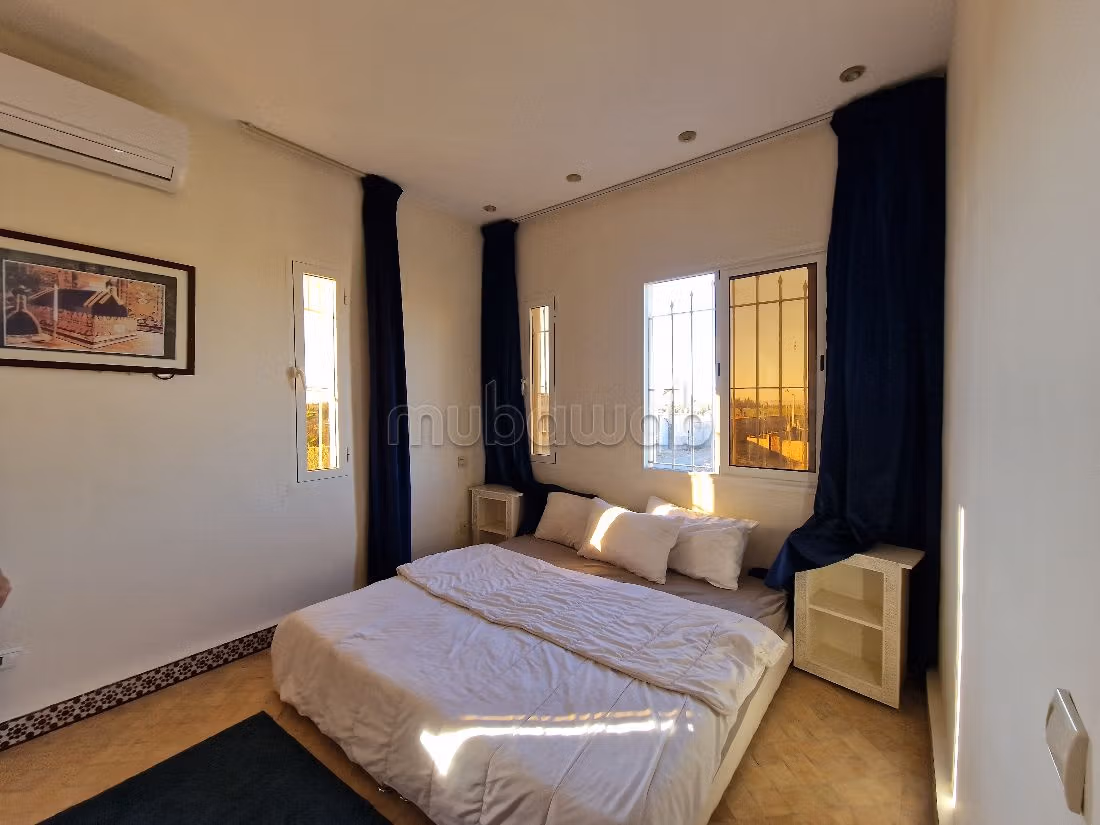 Beautiful villa with pool for sublease or sale