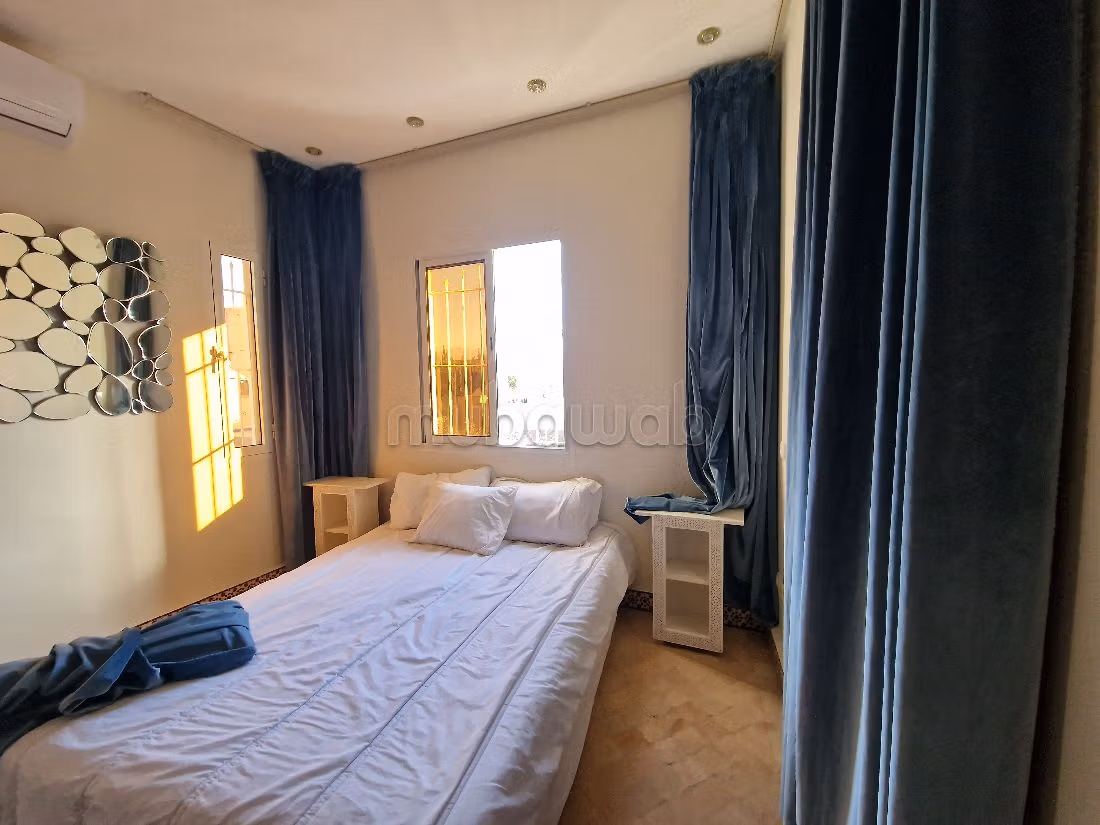 Beautiful villa with pool for sublease or sale