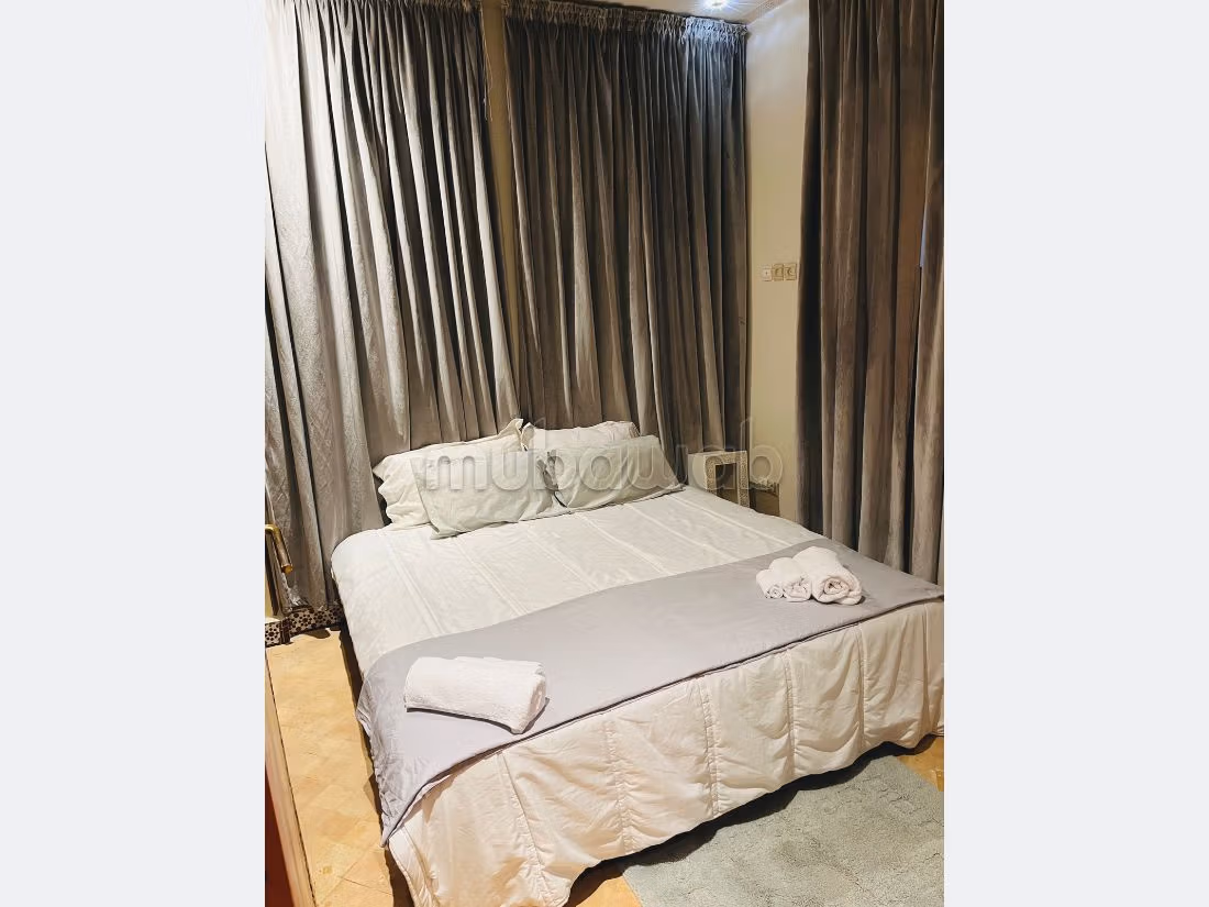 Beautiful villa with pool for sublease or sale