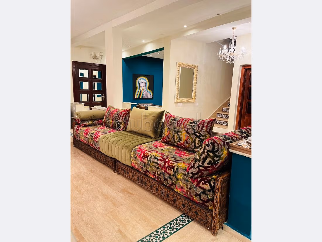 Beautiful villa with pool for sublease or sale