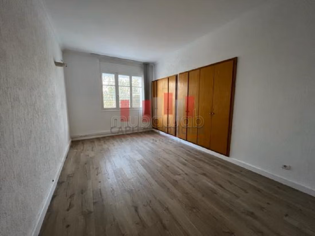 Oficinas en alquiler en Polo. Superficie de 625 m². Climatización general