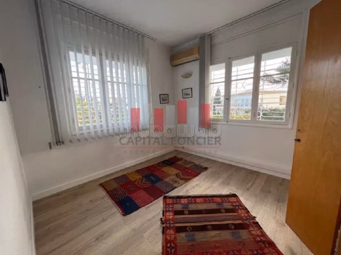 Oficinas en alquiler en Polo. Superficie de 625 m². Climatización general