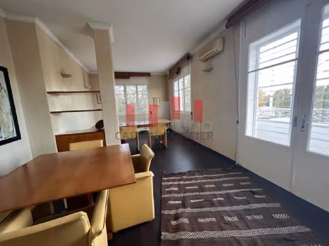 Oficinas en alquiler en Polo. Superficie de 625 m². Climatización general
