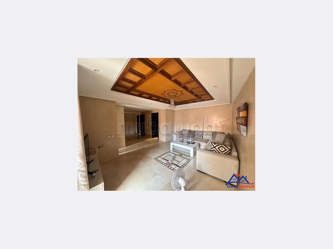 Find an apartment to buy in Guéliz. Large area 87 m². Large swimming pool, General air conditioning