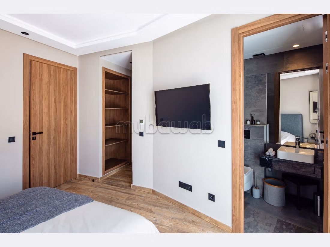 Flat for rent in Riviera. Area of 80 m². Furnishings. 