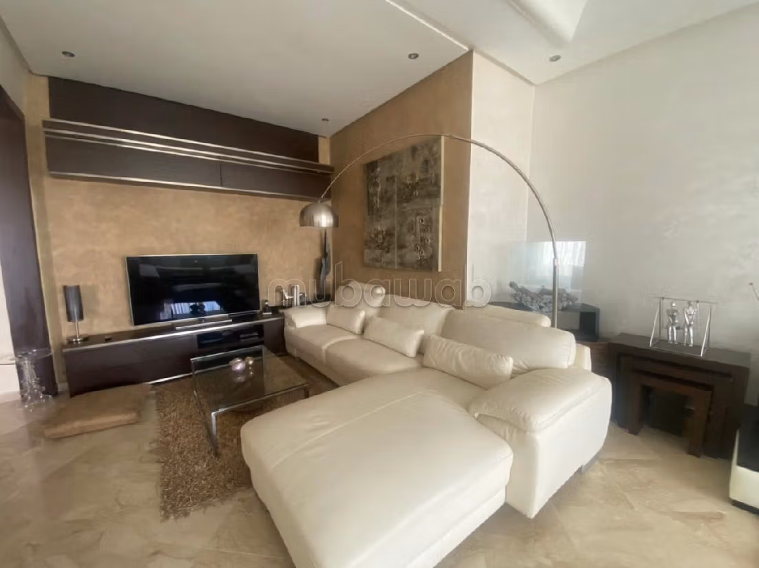 Apartment for rent in Palmier. 3 comfortable rooms. Fully furnished.