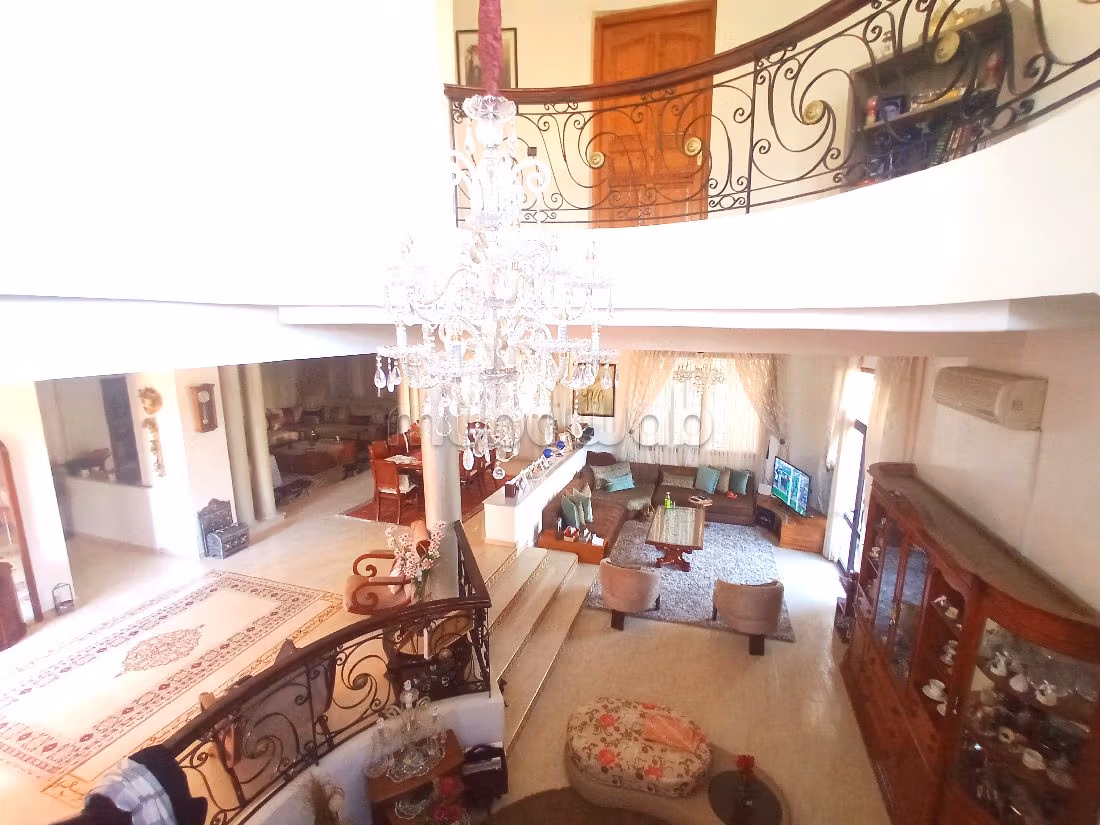 منزل فخم للبيع ب مصمودي. 7 قطع. صالون مغربي تقليدي ، إقامة آمنة