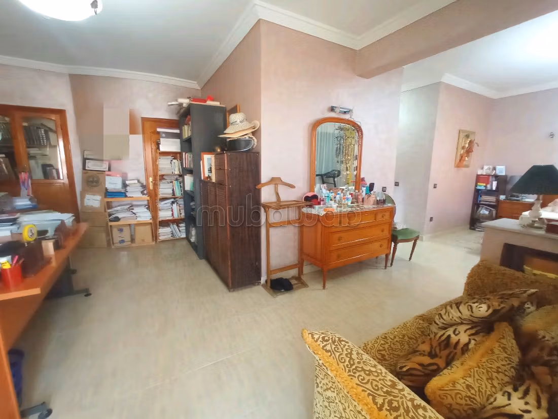 منزل فخم للبيع ب مصمودي. 7 قطع. صالون مغربي تقليدي ، إقامة آمنة