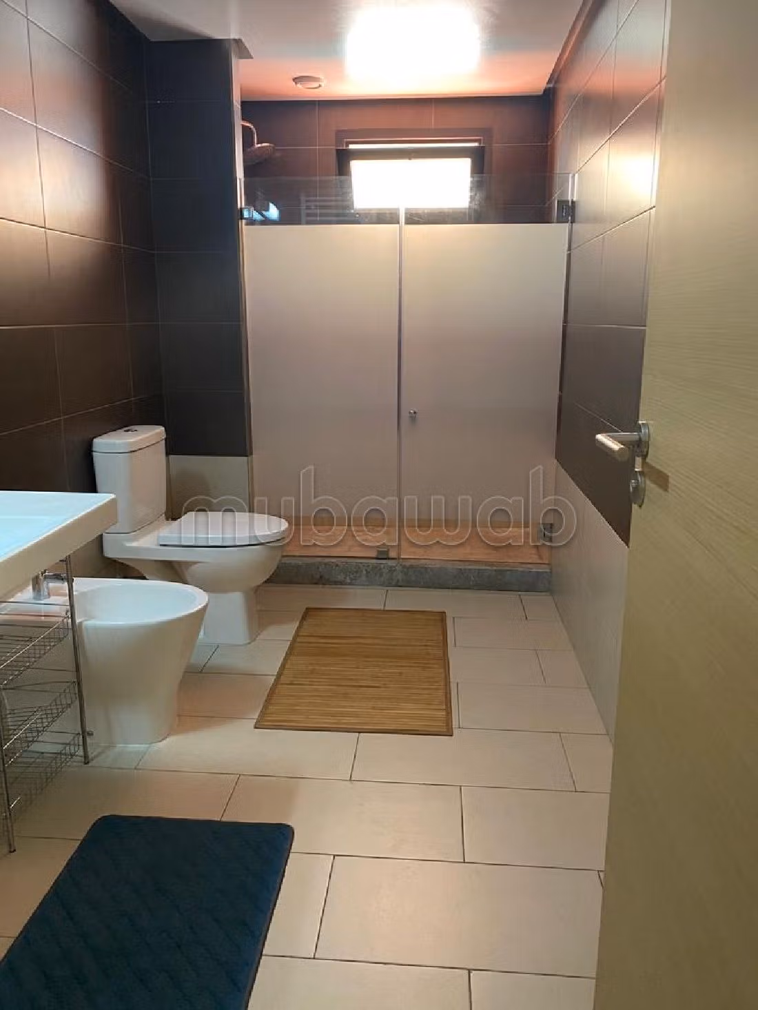 Beau studio étage élevé