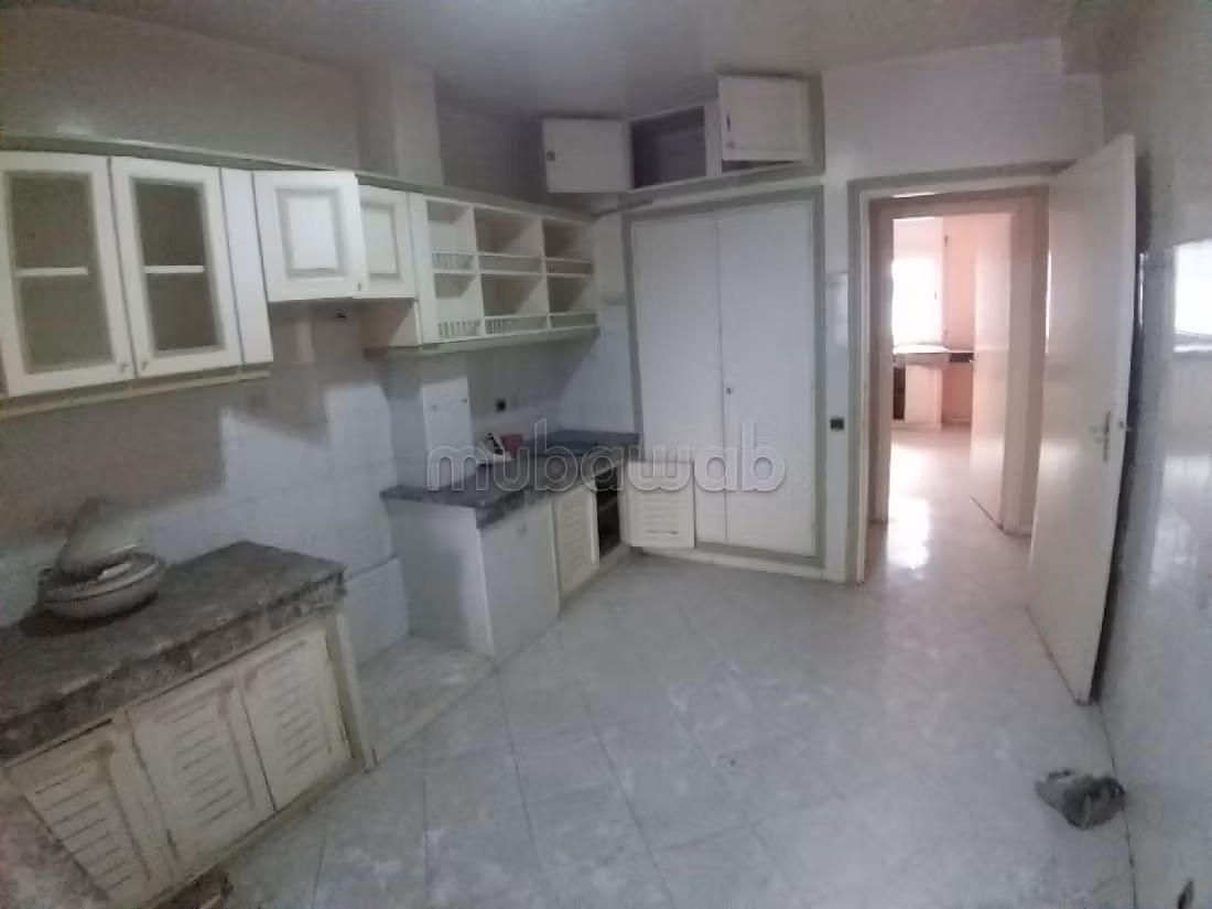 Appartamento da acquistare a Belvédère. 4 ampi locali. Posto auto e terrazzo