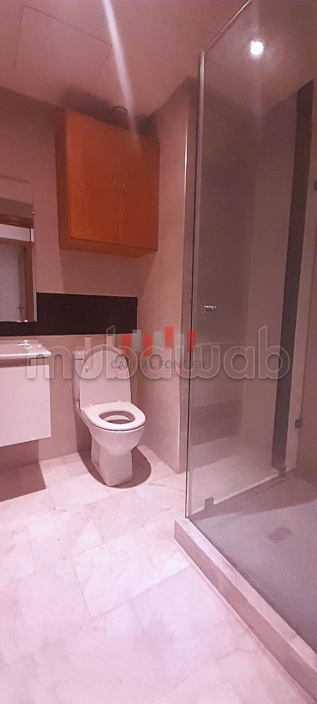 Louez cet appartement à Gauthier. 
2 chambres. 
Ascenseur et garage