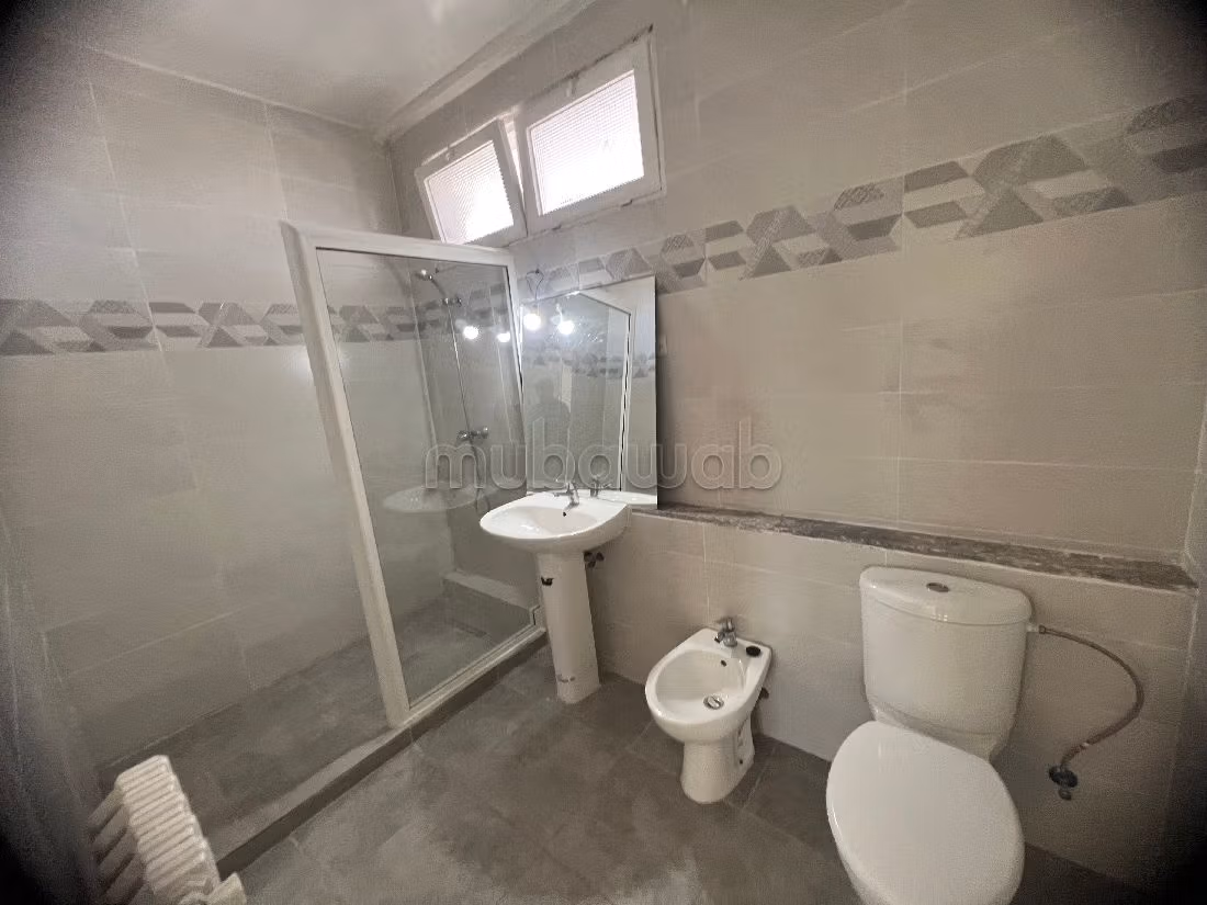 Sell apartment in Aviation - Mabella. 5 rooms. Modern living room.