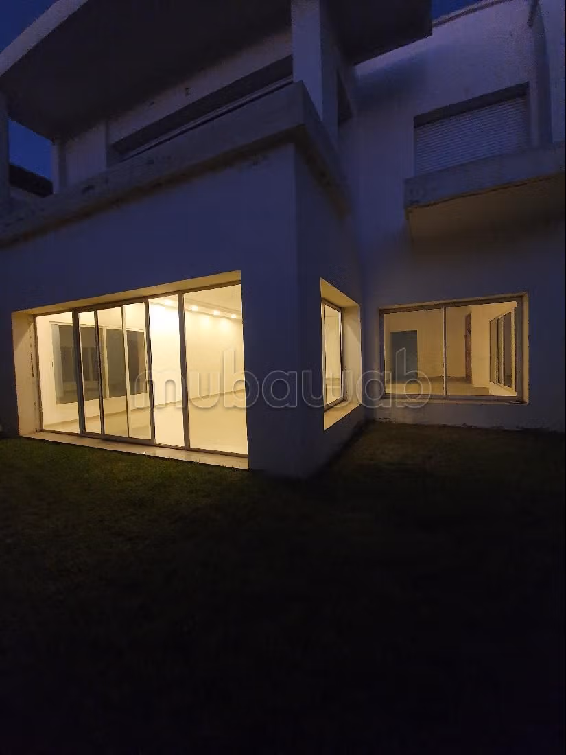 Villa semi fini à vendre