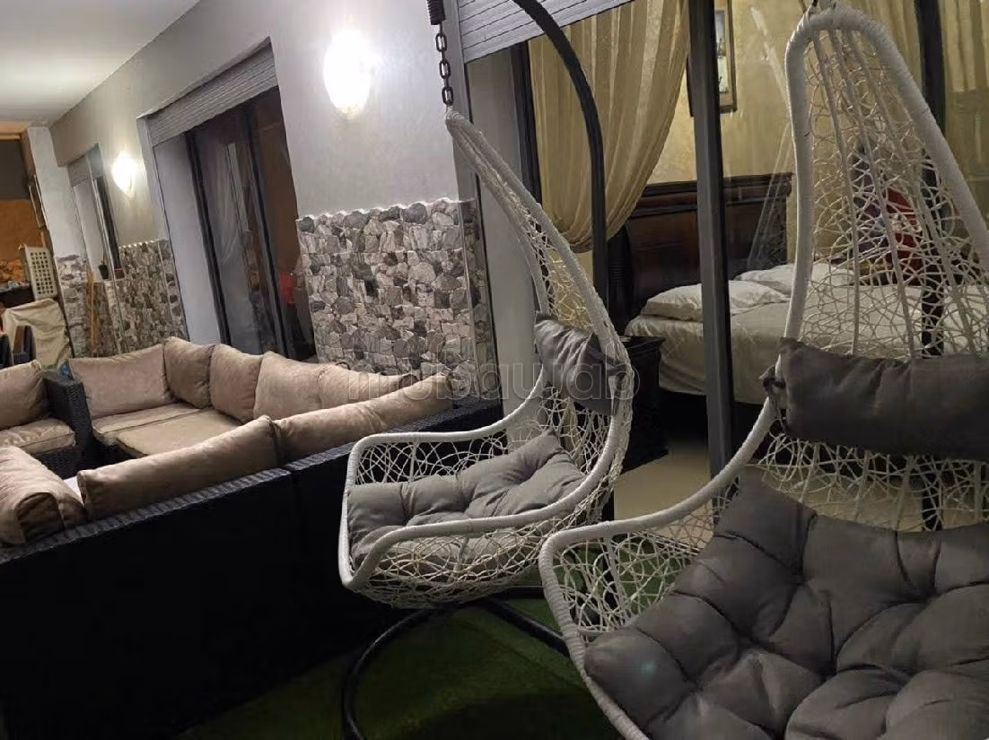 شقة جميلة للبيع بسيدي رحال الشاطئ. 4 قطع كبيرة. مفروشة