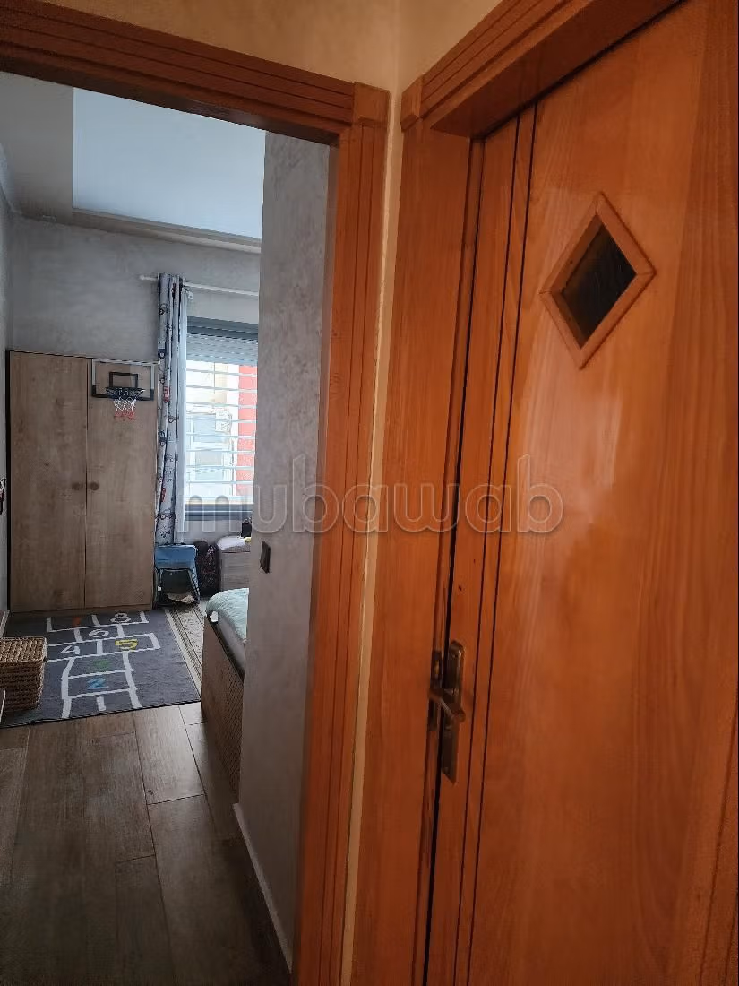 شقة جميلة للبيع ب حمرية. المساحة 110 م². مفروشة. 