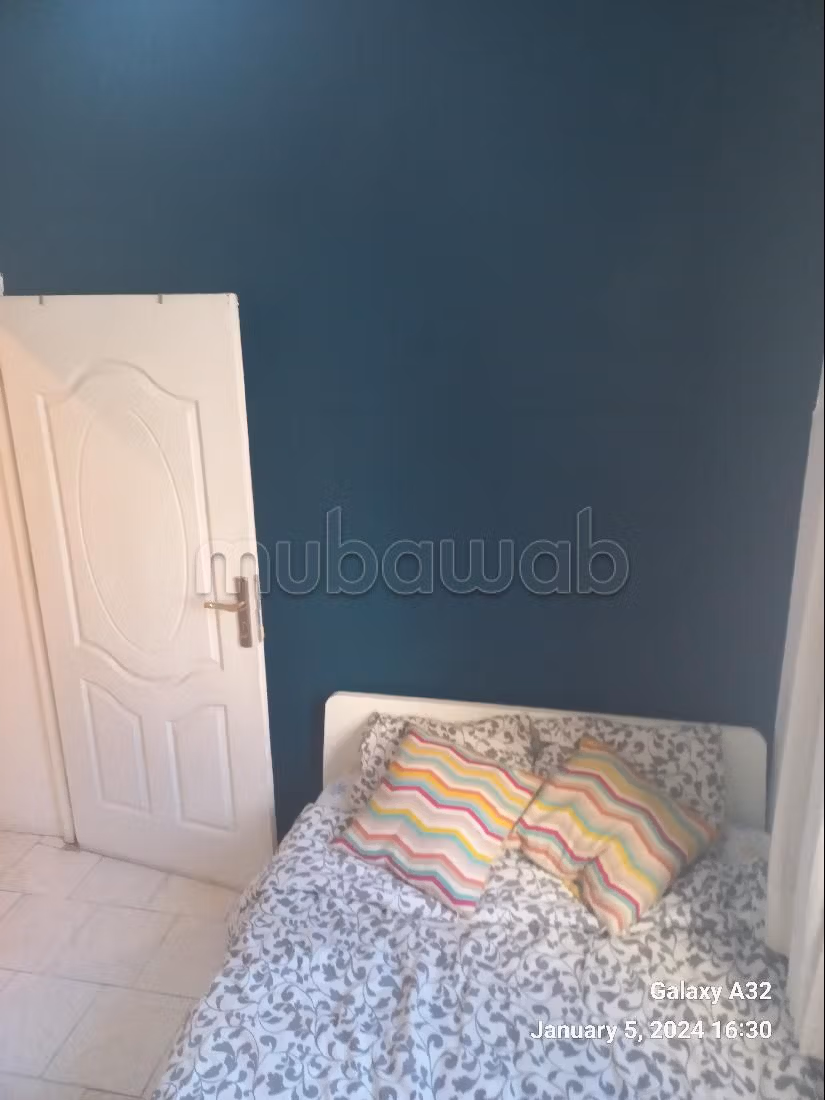 Huurappartementen in Hay Palestine. 1 Ruimte. Volledig gemeubileerd.