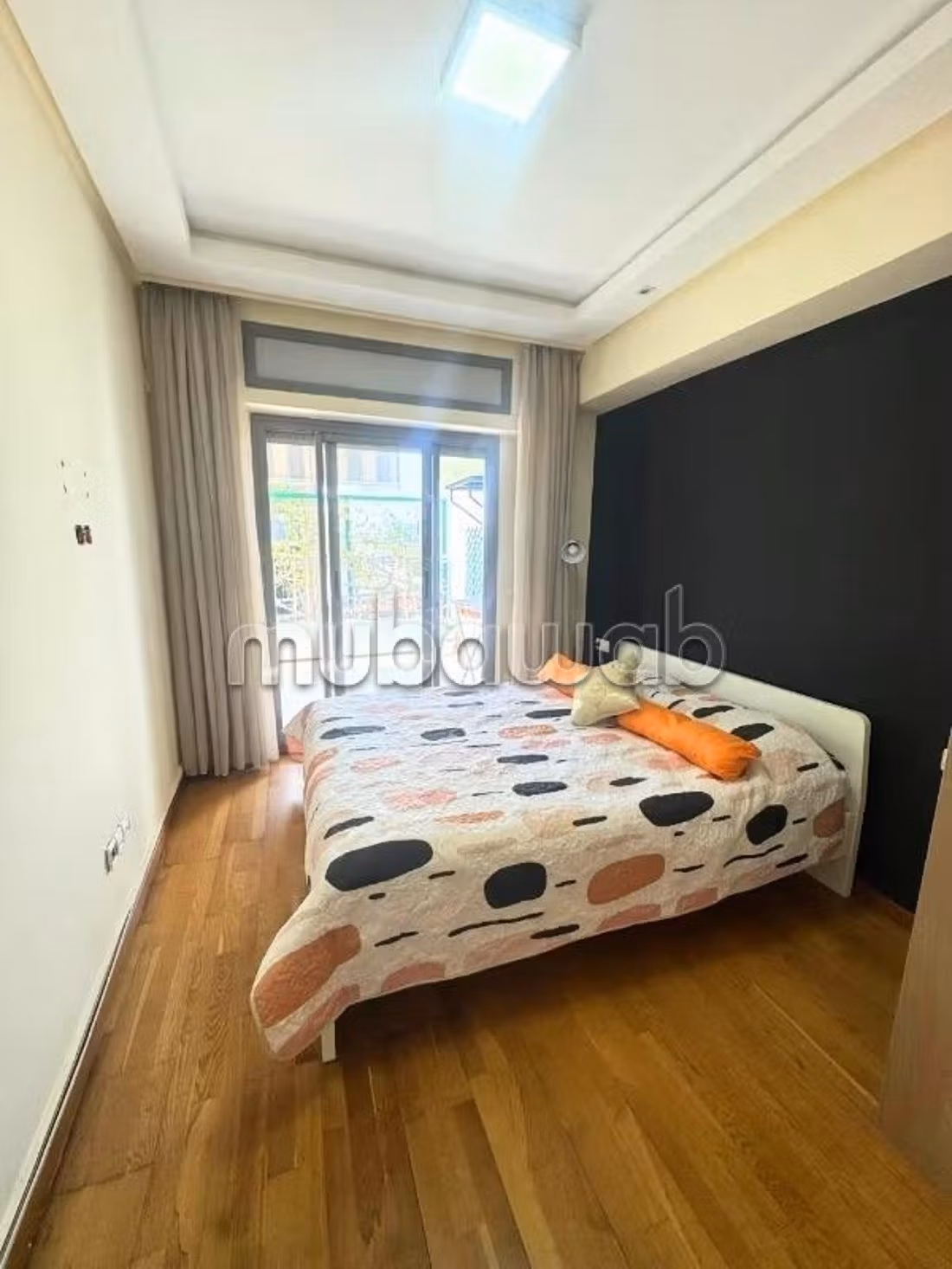 Nu te huur: appartementen in Gauthier. 3 Ruimtes. Volledig gemeubileerd. 