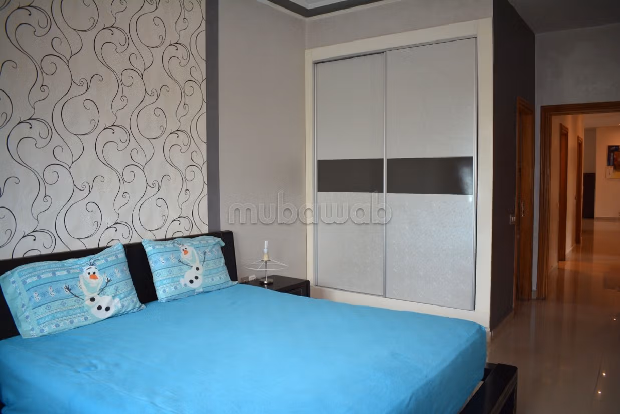 Apartment for sale in Aviation - Mabella. 6 large rooms. Traditional Moroccan living room, Secured neighbourhood. 