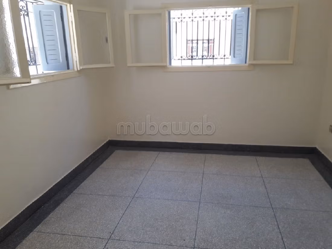 بيع منزل ب مويلحة. 4 غرف جميلة. شرفة مشرقة. 