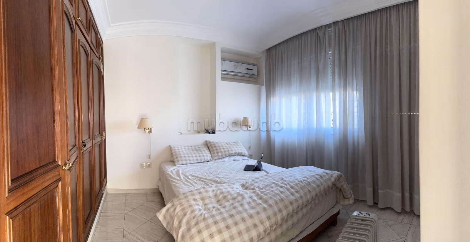 Busca pisos en venta en Anfa. 3 habitaciones. Garaje y terraza. 