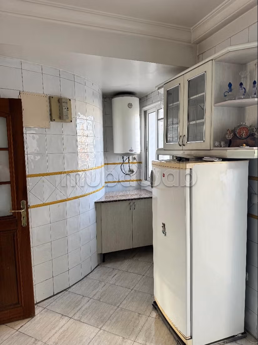 Busca pisos en venta en Anfa. 3 habitaciones. Garaje y terraza. 