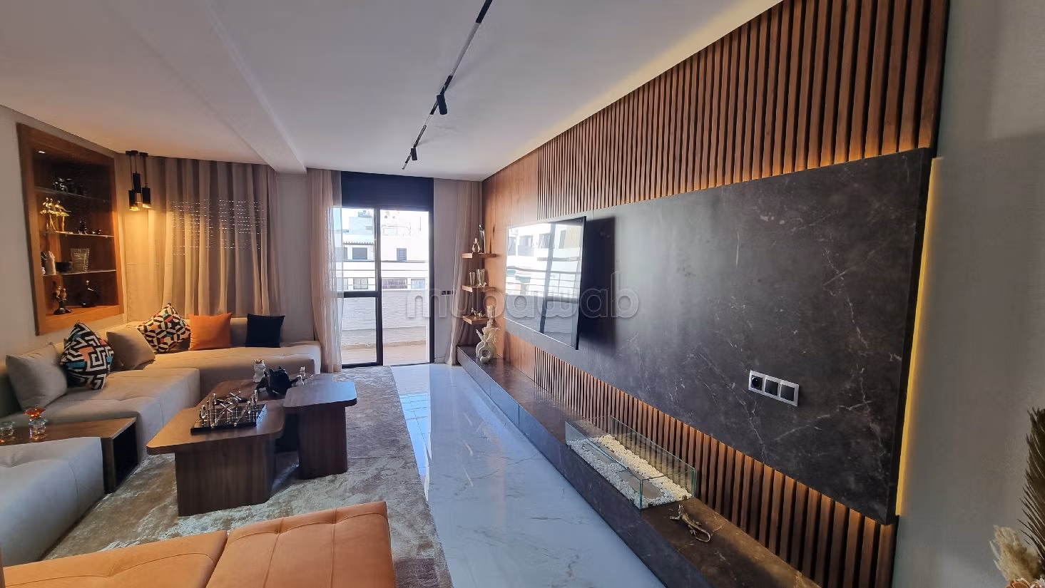 Piso en alquiler en Riyad. Area 100 m². Bien amueblado
