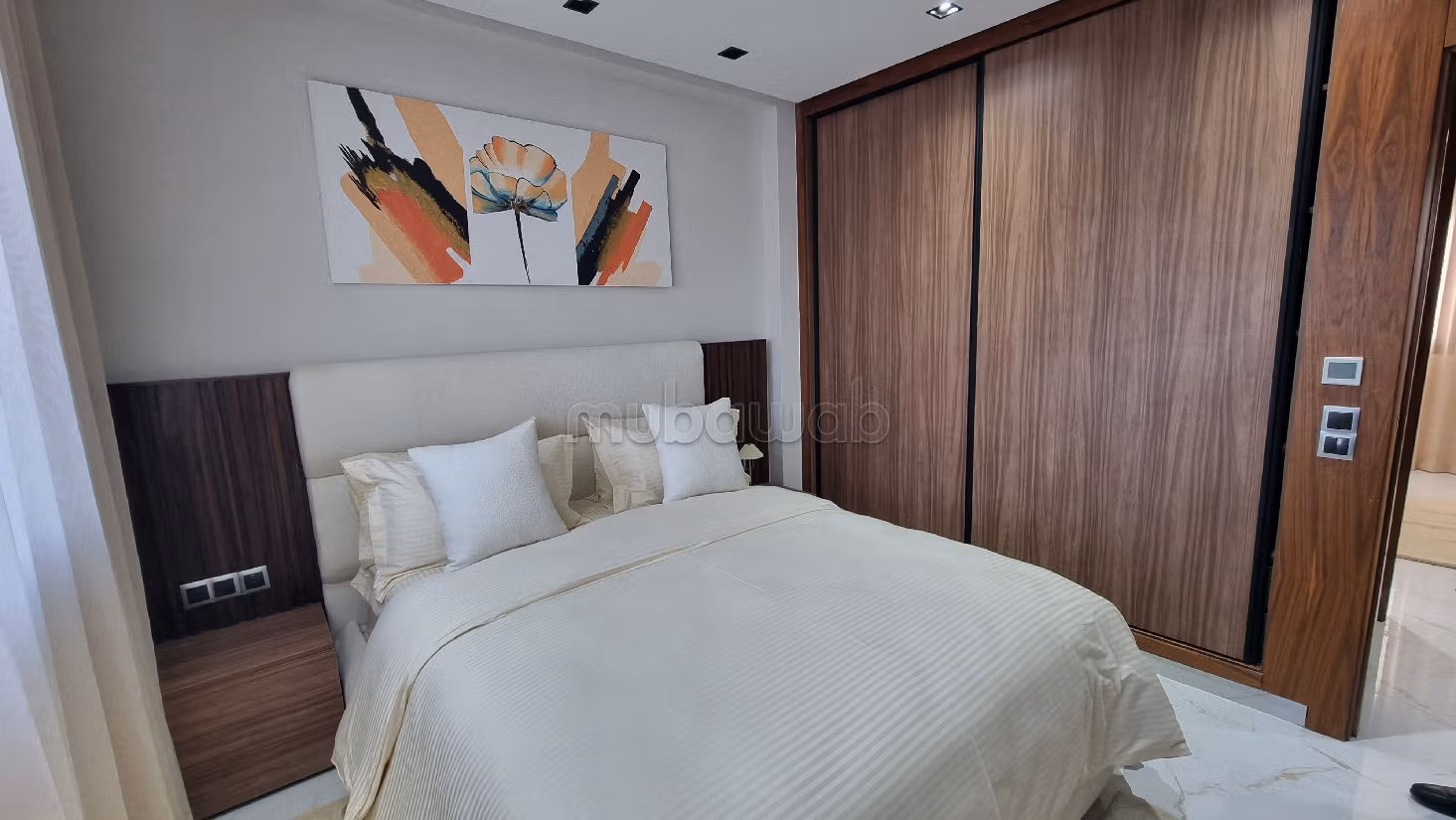 Piso en alquiler en Riyad. Area 100 m². Bien amueblado