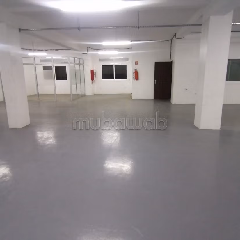 Usine sur la zone industrielle