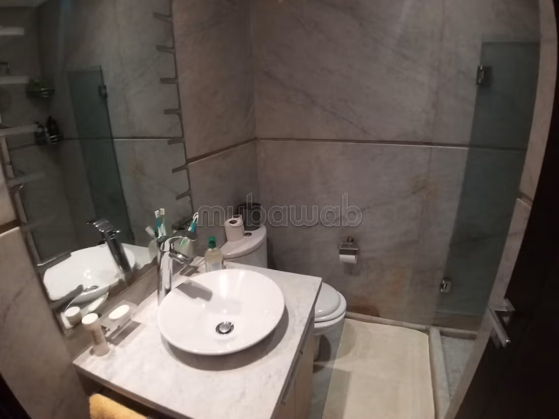 Villa de lujo en venta en Ain Diab. 7 habitaciones grandes. Bodega, gran terraza. 