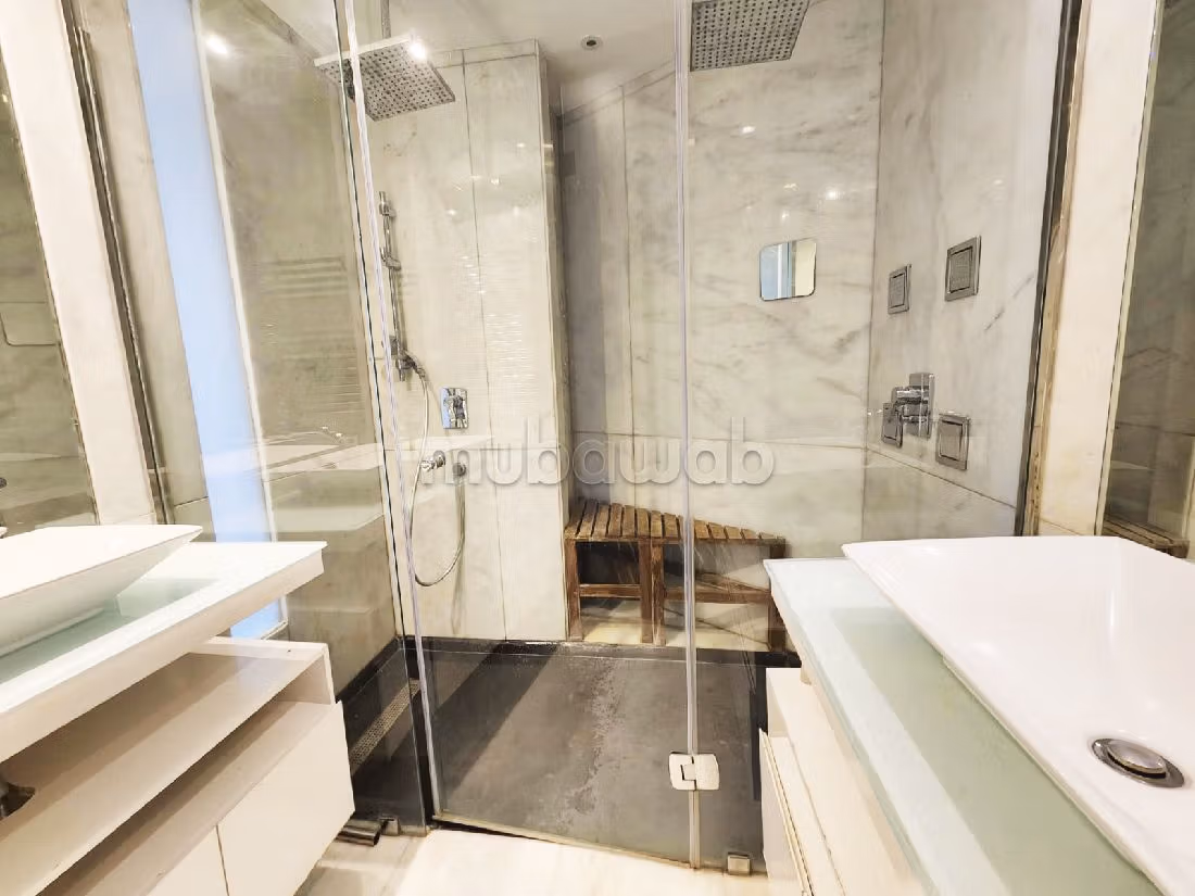 Nu te koop: appartementen in Racine. 3 Slaapkamers. Conciërge, open haard. 