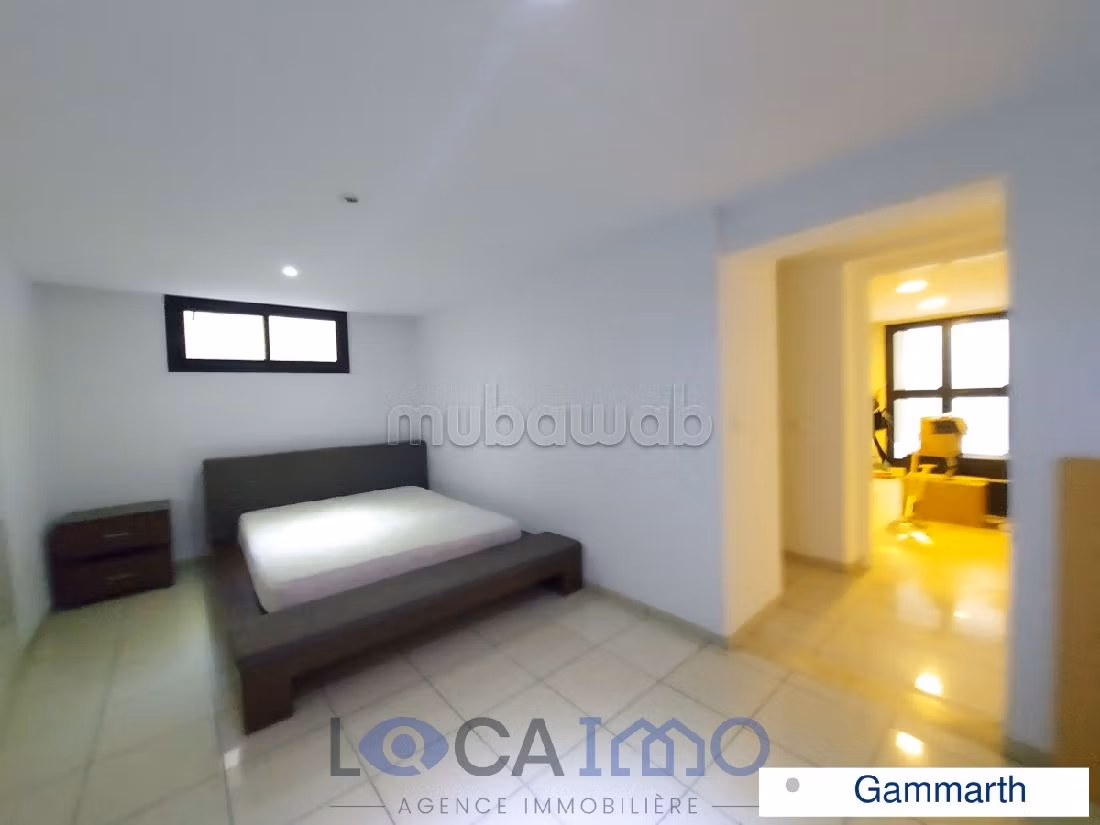 A louer un rez de chaussée de villa en S4 avec piscine à Gammarth