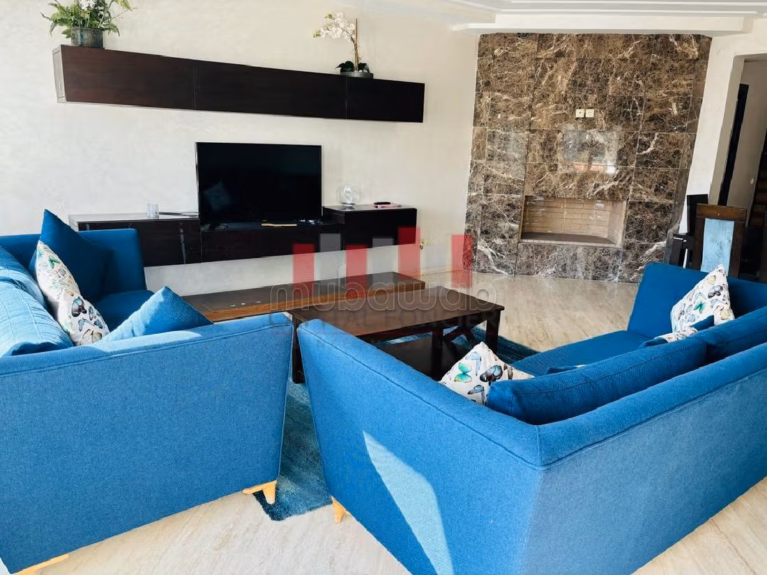 Bellissimo appartamento in affitto a Palmier. 3 belle camere da letto. Ammobiliato