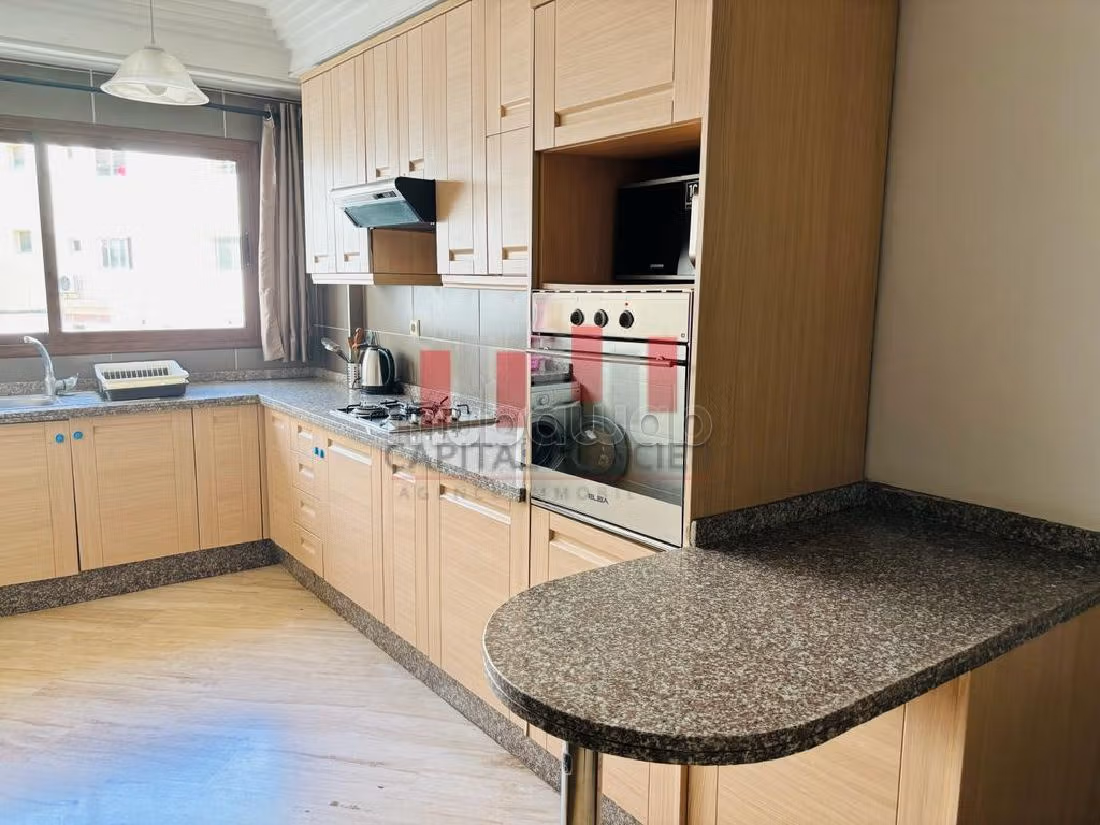 Bellissimo appartamento in affitto a Palmier. 3 belle camere da letto. Ammobiliato