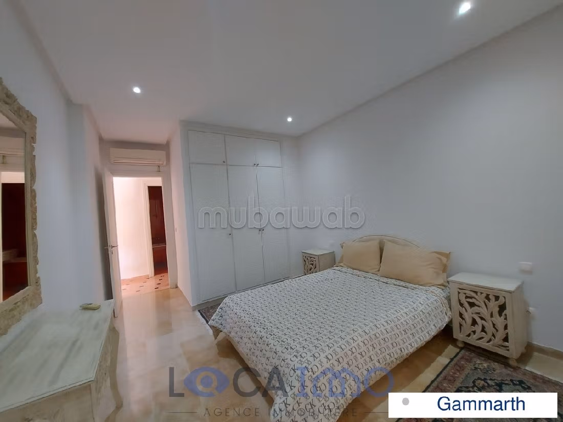 A louer un étage de villa meublé en S3 à Gammarth