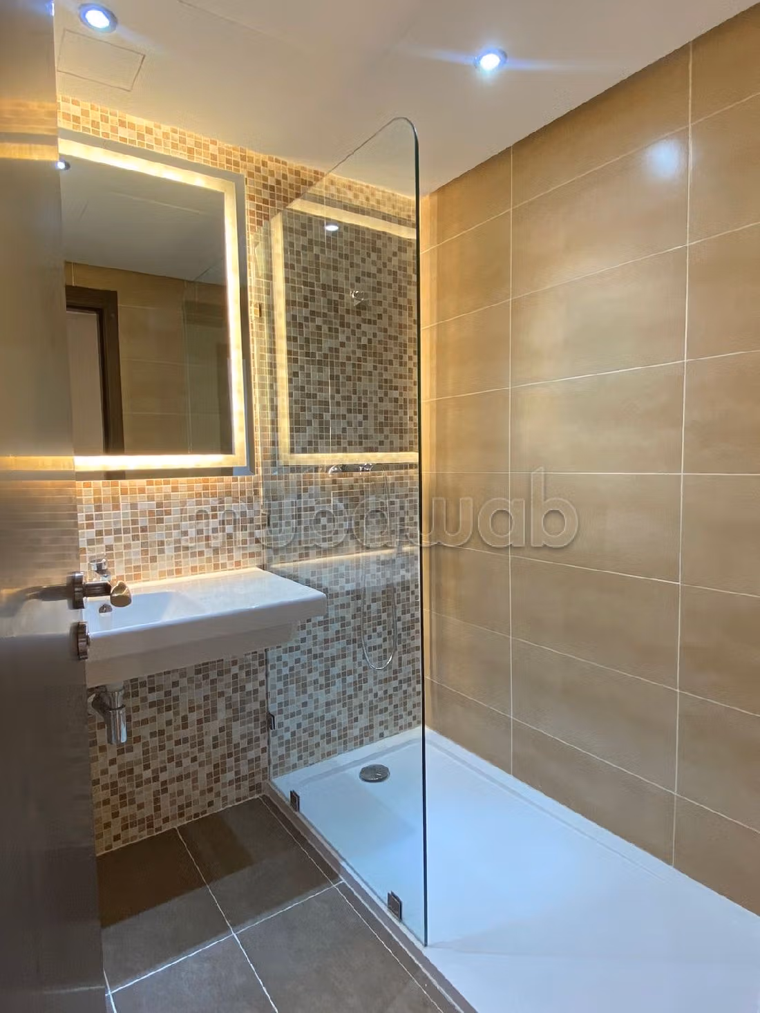 Apartment for rent in De La Plage. 2 lovely rooms. Fully furnished.