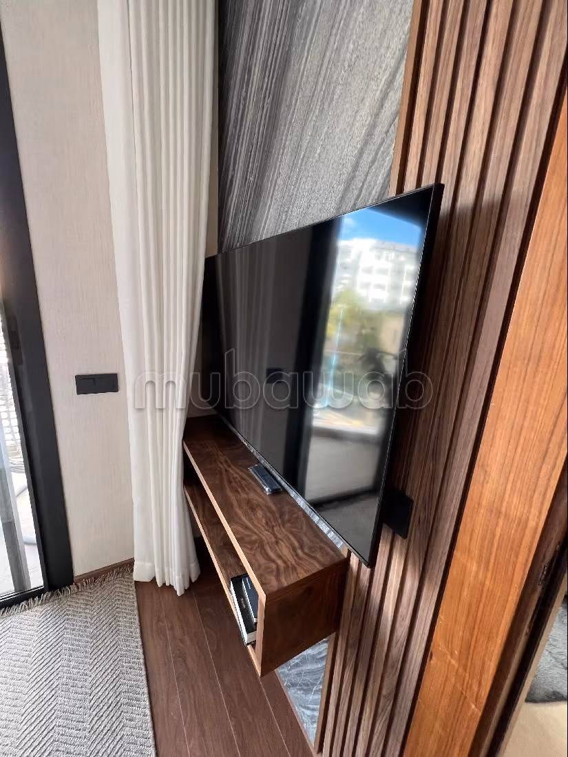 شقة للإيجار بالأميرات. 1 قطعة. مفروشة. 